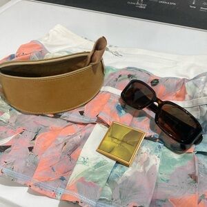 Tommy Bahama sunglasses
